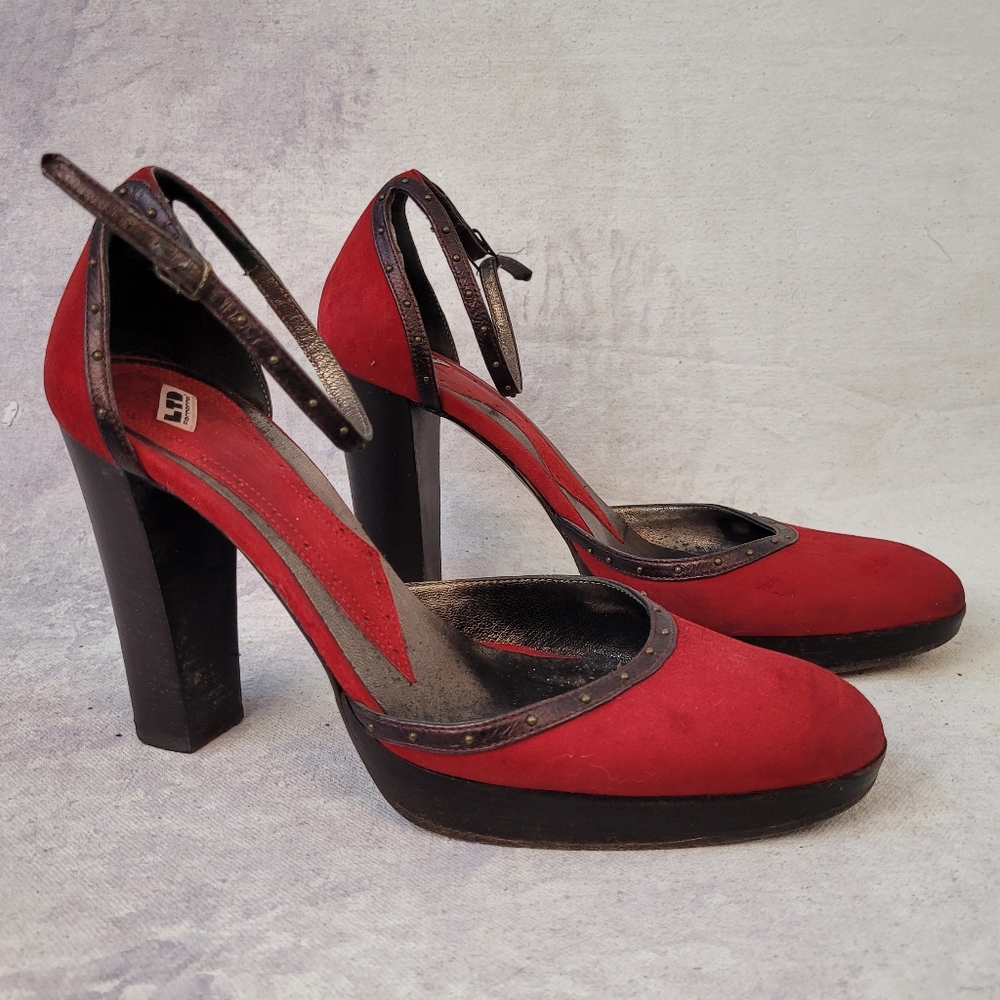 Italian Fornarina Ltd Vintage size 8 red leather platform ankle shoes